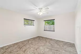 6219 2nd Ave S, Saint Petersburg, FL 33707 - Photo 17