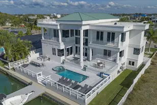 42 Midway Island, Clearwater Beach, FL 33767 - Photo 21