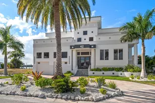 42 Midway Island, Clearwater Beach, FL 33767 - Photo 1