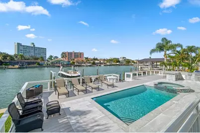 42 Midway Island, Clearwater Beach, FL 33767 - Photo 31