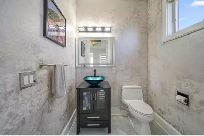 42 Midway Island, Clearwater Beach, FL 33767 - Photo 27