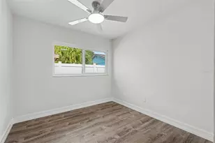 8170 22nd Ave N, Saint Petersburg, FL 33710 - Photo 25
