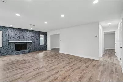 8170 22nd Avenue N, Saint Petersburg, FL 33710 - Photo 21