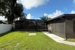 1008 N Bracewell Dr, Plant City, FL 33563 - Photo 17
