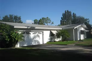 2245 Cedar Dr, Dunedin, FL 34698 - Photo 3