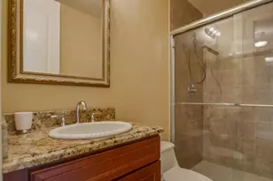 600 Garrison Cv Ln, Tampa, FL 33602 - Photo 13
