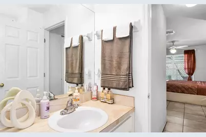 4801 Rock Fish Court, Tampa, FL 33617 - Photo 35