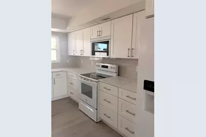 716 Bayway Boulevard #6, Clearwater Beach, FL 33767 - Photo 7