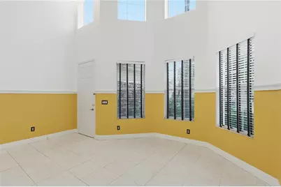 18032 Malakai Isle Drive, Tampa, FL 33647 - Photo 15