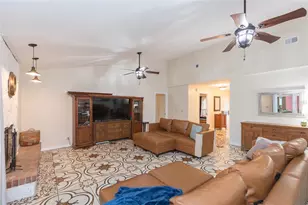 13001 Sydney Rd, Dover, FL 33527 - Photo 13