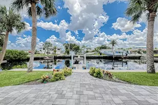 8116 Brighton Dr, Port Richey, FL 34668 - Photo 3