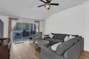7832 Blue Spring Dr, Land O Lakes, FL 34637 - Photo 7