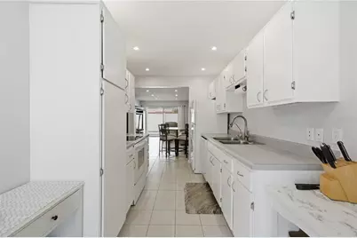 2052 Sunset Point Road #45, Clearwater, FL 33765 - Photo 7