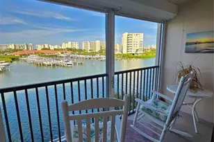 7600 Sun Island Dr S, South Pasadena, FL 33707 - Photo 15