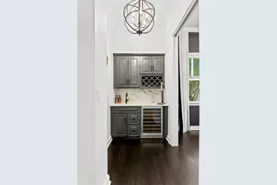 404 S Clark Avenue, Tampa, FL 33609 - Photo 11