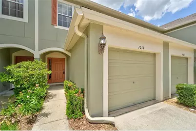 1019 Vista Cay Court, Brandon, FL 33511 - Photo 9