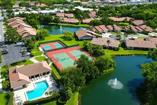 4068 Wilshire Cir E, Sarasota, FL 34238 - Photo 21