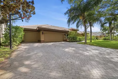 7226 Bryce Point N, Pinellas Park, FL 33782 - Photo 47