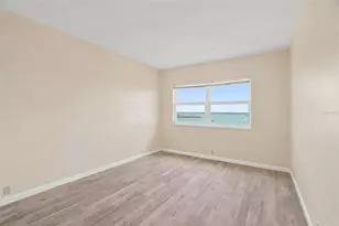 880 Mandalay Ave, Clearwater Beach, FL 33767 - Photo 25