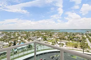 880 Mandalay Ave, Clearwater Beach, FL 33767 - Photo 31