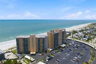 880 Mandalay Ave, Clearwater Beach, FL 33767 - Photo 5