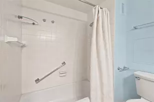 880 Mandalay Ave, Clearwater Beach, FL 33767 - Photo 23