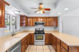605 S Florida Ave, Tarpon Springs, FL 34689 - Photo 11