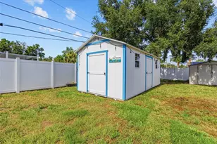 605 S Florida Ave, Tarpon Springs, FL 34689 - Photo 27