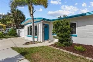 605 S Florida Ave, Tarpon Springs, FL 34689 - Photo 1