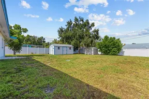 605 S Florida Ave, Tarpon Springs, FL 34689 - Photo 29