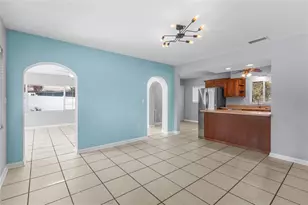 605 S Florida Ave, Tarpon Springs, FL 34689 - Photo 9