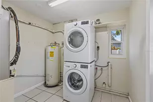 605 S Florida Ave, Tarpon Springs, FL 34689 - Photo 19