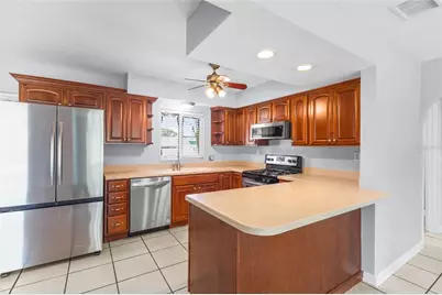 605 S Florida Avenue, Tarpon Springs, FL 34689 - Photo 13