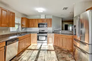 1213 Humble Haven St, Ruskin, FL 33570 - Photo 9