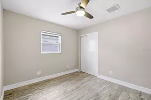 6810 Livingston Ave N, Saint Petersburg, FL 33702 - Photo 11