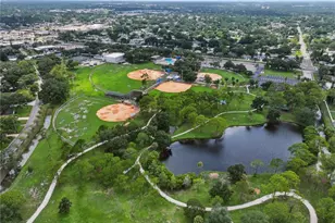 6810 Livingston Ave N, Saint Petersburg, FL 33702 - Photo 31