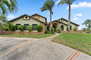 1589 Mary Ln, Tarpon Springs, FL 34689 - Photo 3