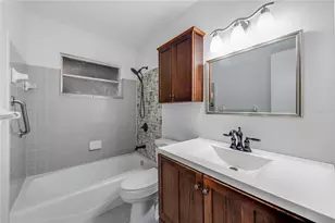 7402 Wishing Well Ct, Tampa, FL 33619 - Photo 19