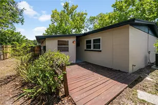 7402 Wishing Well Ct, Tampa, FL 33619 - Photo 21