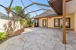 5030 Umber Way N, Tampa, FL 33624 - Photo 5