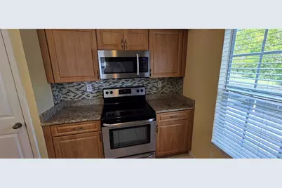 9306 Lake Chase Island Way, Tampa, FL 33626 - Photo 19