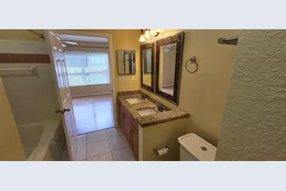 9306 Lake Chase Island Way, Tampa, FL 33626 - Photo 25