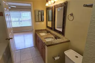 9306 Lake Chase Island Way, Tampa, FL 33626 - Photo 25