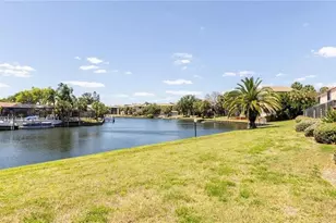 10438 St Tropez Pl, Tampa, FL 33615 - Photo 23