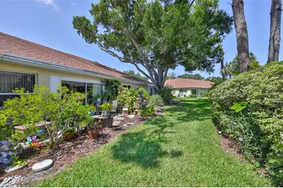 2411 New Haven Circle #70, Sun City Center, FL 33573 - Photo 33