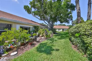 2411 New Haven Cir, Sun City Center, FL 33573 - Photo 33