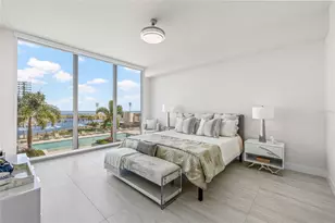 301 1st St S, Saint Petersburg, FL 33701 - Photo 5
