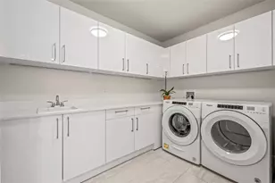 301 1st St S, Saint Petersburg, FL 33701 - Photo 37