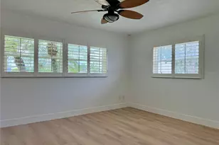 902 Oakwood Dr, Largo, FL 33770 - Photo 15