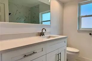 902 Oakwood Dr, Largo, FL 33770 - Photo 17